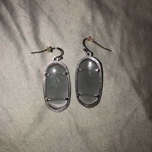 KENDRA SCOTT Gray Earrings